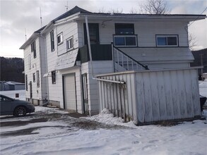 3389 Lower Maple Ave in Elmira, NY - Building Photo - Building Photo