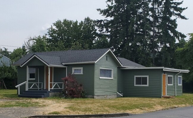 2418 Texas St in Bellingham, WA - Building Photo - Building Photo