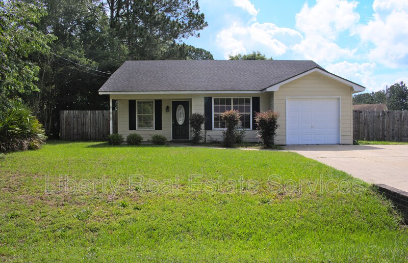 709 Westridge Ct in Hinesville, GA - Foto de edificio