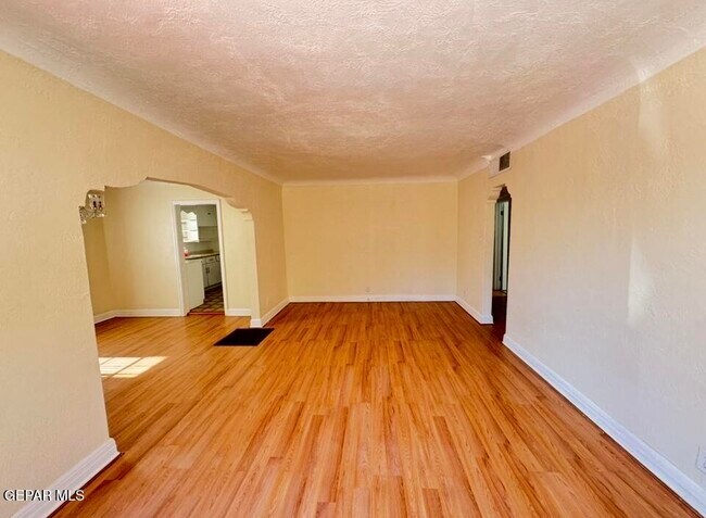 1331 Cincinnati Ave in El Paso, TX - Building Photo - Building Photo