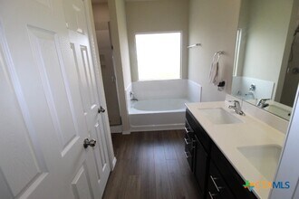 1808 Cow House Ct in Copperas Cove, TX - Building Photo - Building Photo
