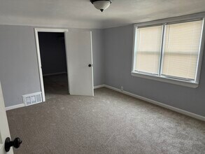 601 Garfield Ave in Waukesha, WI - Building Photo - Building Photo