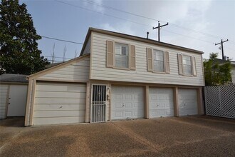 1746 Kipling St in Houston, TX - Building Photo - Building Photo