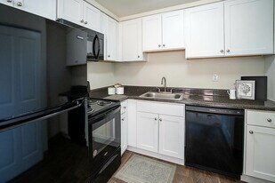 Audubon Manor in West Chester, PA - Building Photo