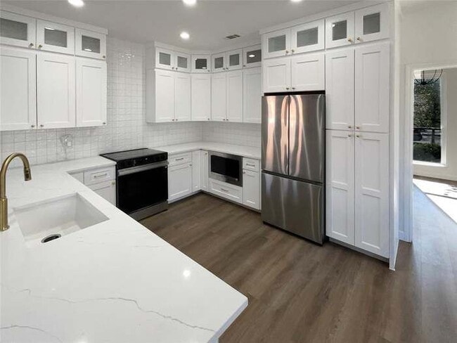 6211 Crested Butte Dr in Dallas, TX - Building Photo - Building Photo