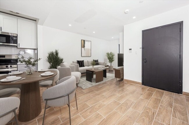 218-36 133rd Rd in Queens, NY - Foto de edificio - Building Photo