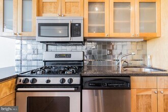 1245 13th St NW in Washington, DC - Building Photo - Building Photo