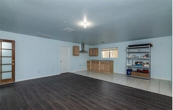 16825 Palm Ave in Bakersfield, CA - Building Photo - Building Photo