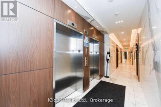 1050 Main St E in Milton, ON - Building Photo - Building Photo