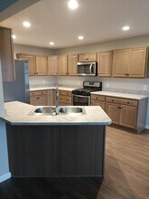 15077 Verity Pky in Huntertown, IN - Building Photo - Building Photo