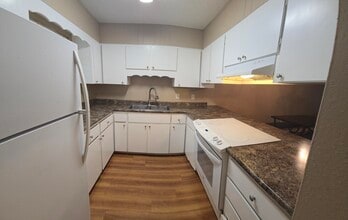 17 7th St in Shalimar, FL - Building Photo - Building Photo