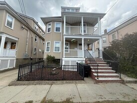 15 Chauncey St in Watertown, MA - Building Photo