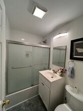 8607 Pinecliff Dr in Frederick, MD - Building Photo - Building Photo