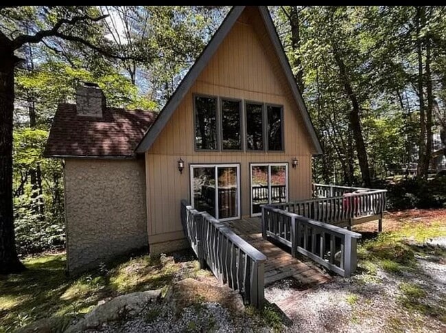 property at 680 Chalet Village Dr