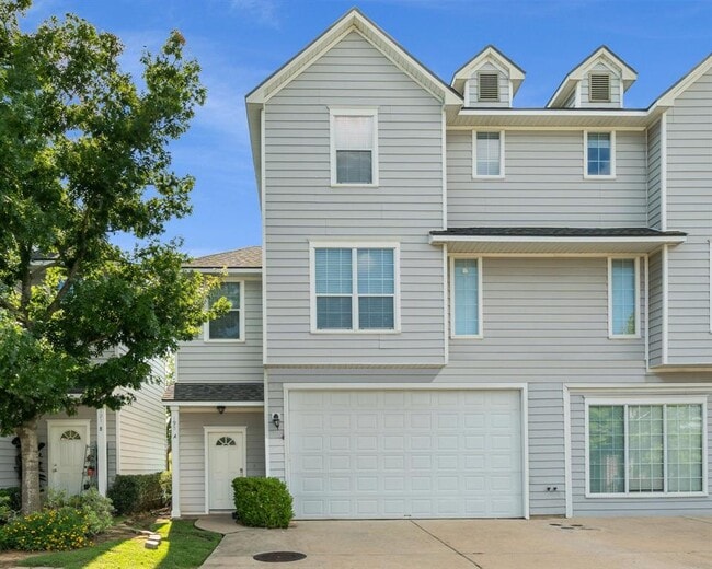 property at 195 Binnacle Ct