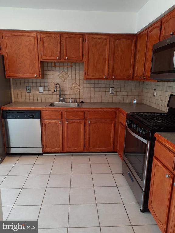 10707 Houck Dr in Fredericksburg, VA - Building Photo - Building Photo