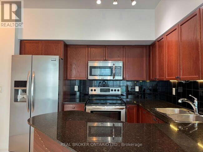 property at 231-1231 Fort York Blvd