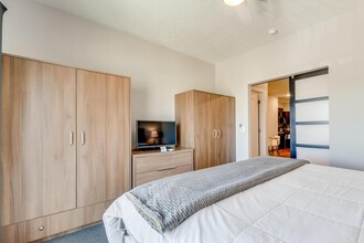 950 4th St NW in Albuquerque, NM - Building Photo - Building Photo