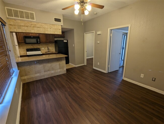 property at 601 Nelray Blvd