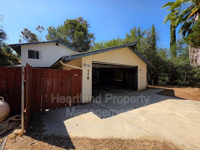 property at 778 N Glen Oaks Dr