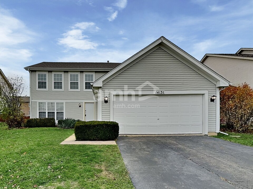 14131 S Lehigh Dr in Plainfield, IL - Foto de edificio