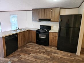 616 Co Rd 118B in Burnet, TX - Building Photo - Building Photo