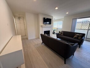 Welcome to 404 San Vicente — Prime Santa M in Santa Monica, CA - Building Photo - Building Photo