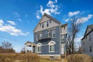 1512 Blair Ave, Unit B in Cincinnati, OH - Building Photo