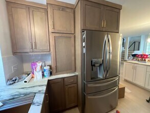 734 Sullivan Way NE in Minneapolis, MN - Building Photo - Building Photo