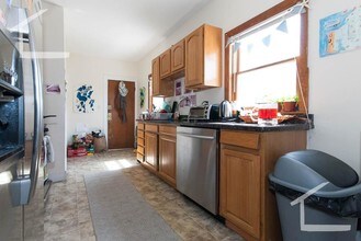 119 Franklin St, Unit 2 in Boston, MA - Building Photo - Building Photo