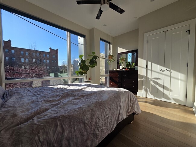 1227 N Leithgow St in Philadelphia, PA - Building Photo - Building Photo