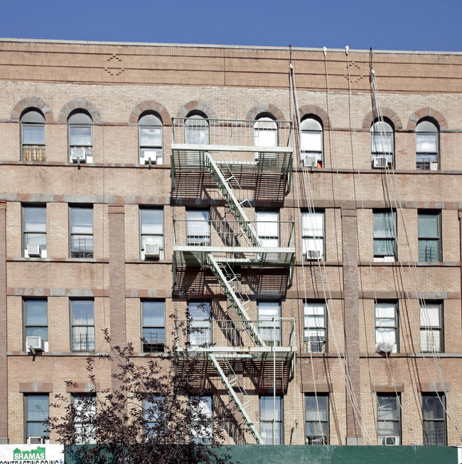 873 Brook Ave - Round Vii in Bronx, NY - Foto de edificio - Building Photo