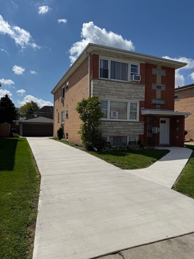 property at 8315 W Berwyn Ave