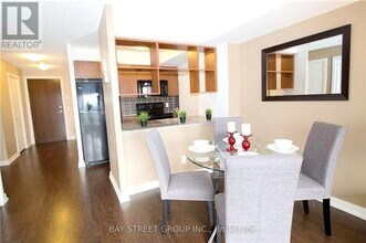 181 Village Green Square in Toronto, ON - Building Photo - Building Photo