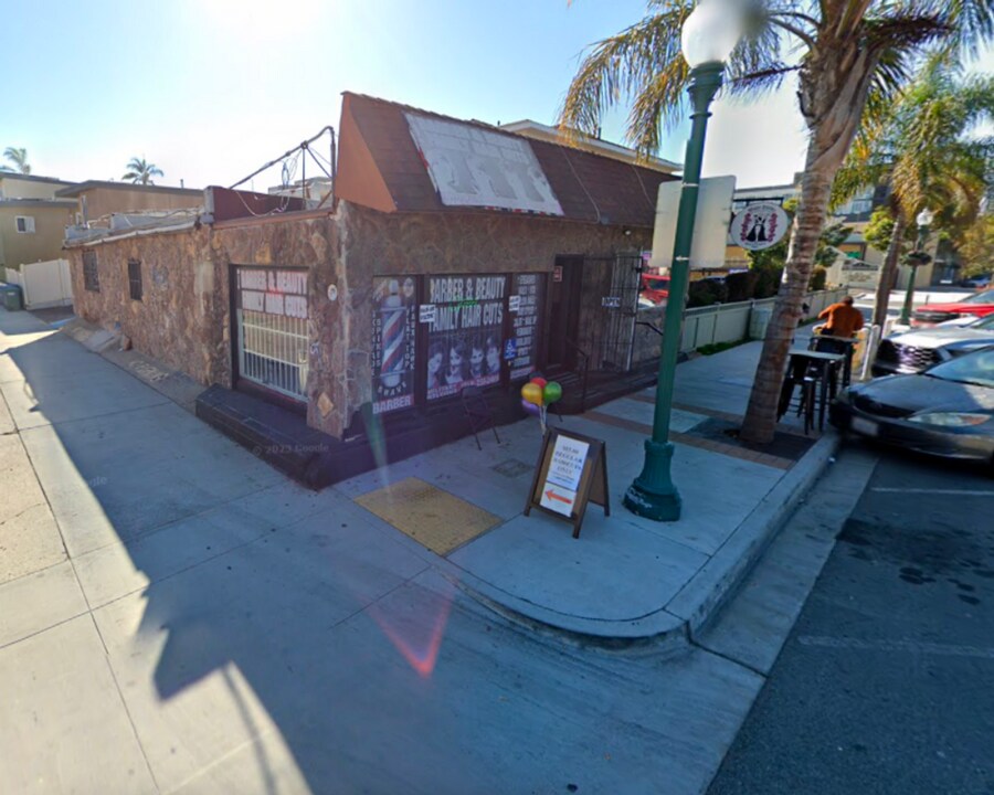 811-819 C Ave in National City, CA - Building Photo