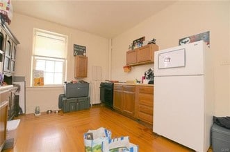 103 Main St in Walnutport, PA - Foto de edificio - Interior Photo