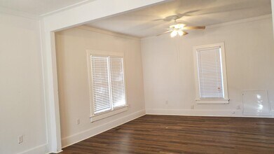 1402 E Maple Ave in Enid, OK - Building Photo - Building Photo