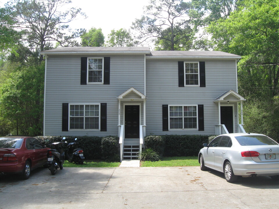 204 Cactus St in Tallahassee, FL - Building Photo