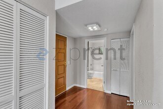 1200 Brickyard Way in Richmond, CA - Building Photo - Building Photo