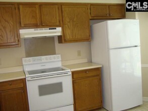 79 N Lake Pointe Dr in Columbia, SC - Building Photo - Building Photo