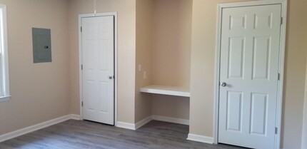 139 Calvin Ct, Unit C in West Columbia, SC - Building Photo - Building Photo
