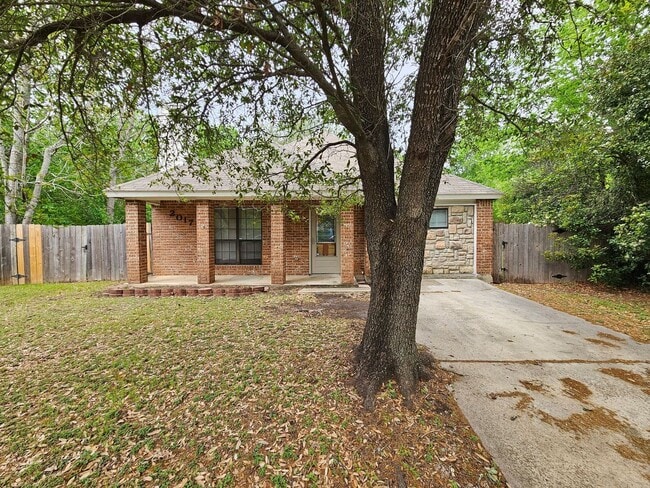 2017 Dickens Dr in Killeen, TX - Building Photo - Building Photo