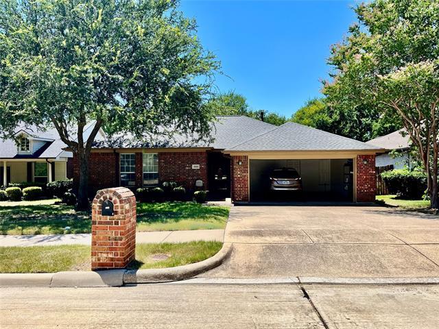 property at 3900 Chimney Rock Dr