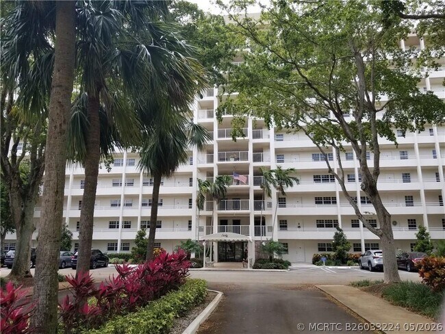 property at 3150 N Course Ln