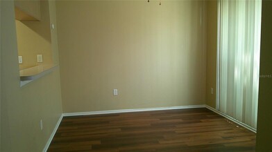 537 Kensington Lake Cir in Brandon, FL - Building Photo - Building Photo