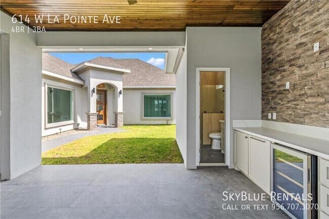 614 W La Pointe Ave in Alton, TX - Building Photo - Building Photo