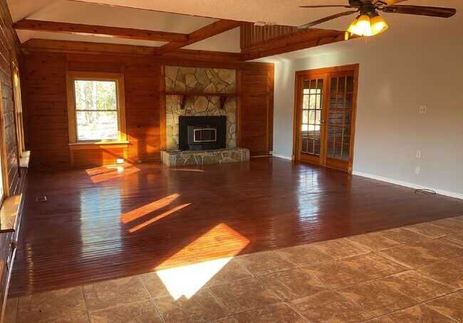 521 NC-172 in Hubert, NC - Building Photo - Building Photo