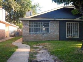 5522 Farley Dr in Houston, TX - Building Photo