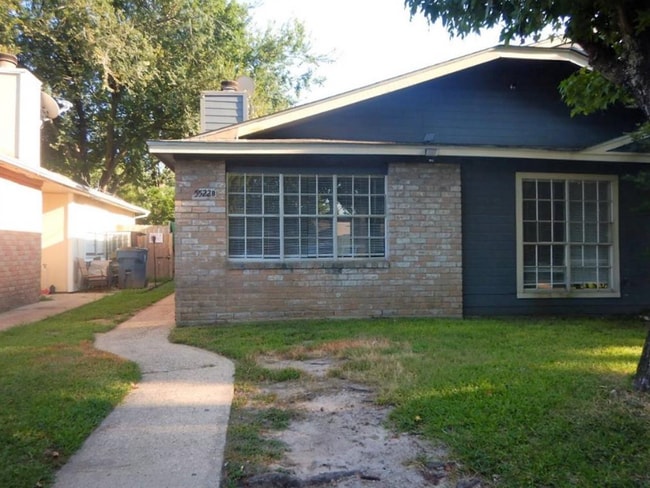 property at 5522 Farley Dr