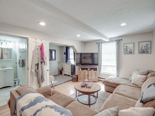 property at 28 Mercer St